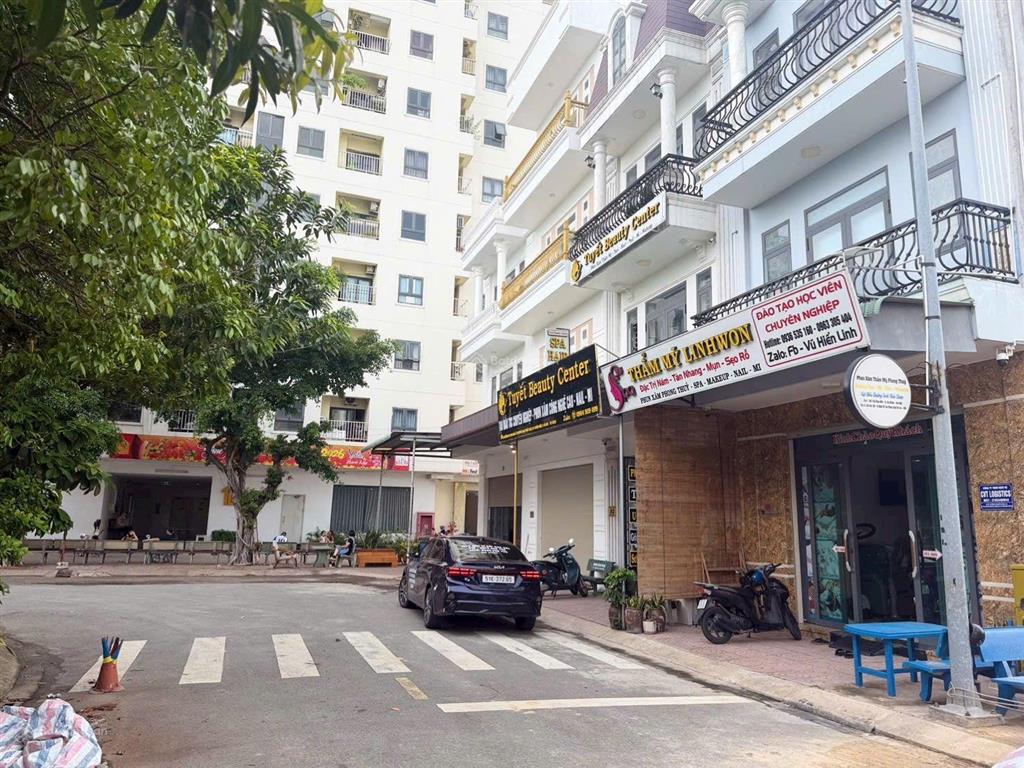 Nhà phố kdc phúc đạt, phường tân đông hiệp, tp dĩ an