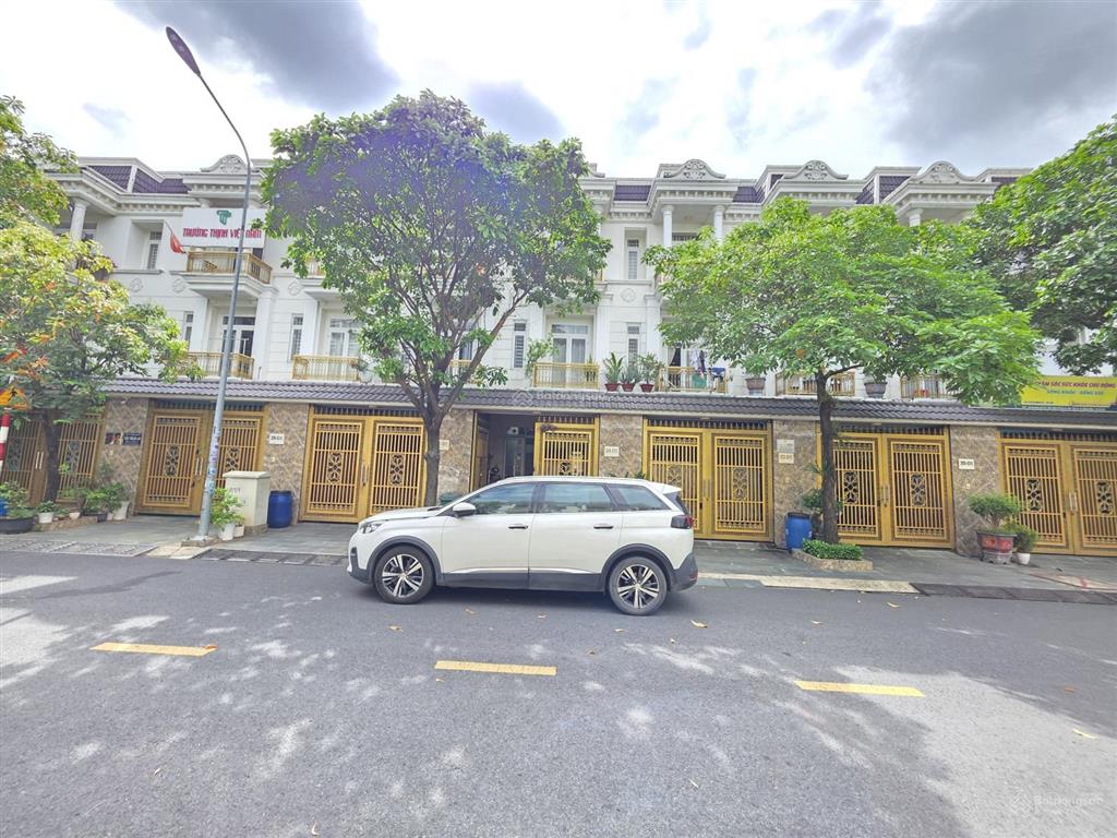 Nhà phố hoàn công kdc hoàng hùng gần bigc go dĩ an, phường đông hòa, tp dĩ an