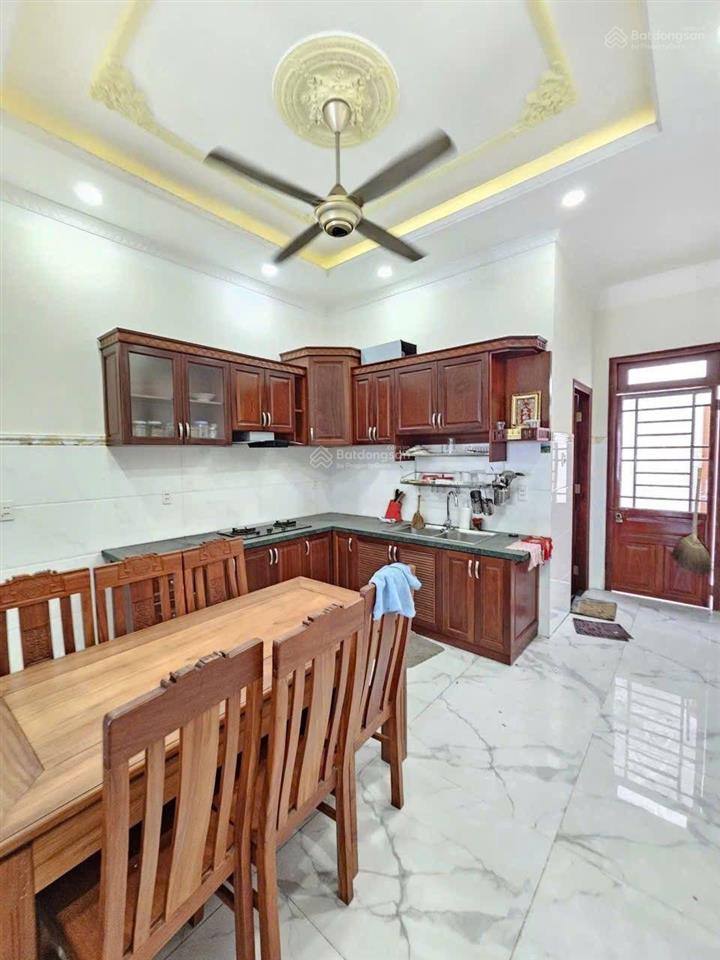 Nhà phố hoàn công kdc hoàng hùng gần bigc go dĩ an, phường đông hòa, tp dĩ an
