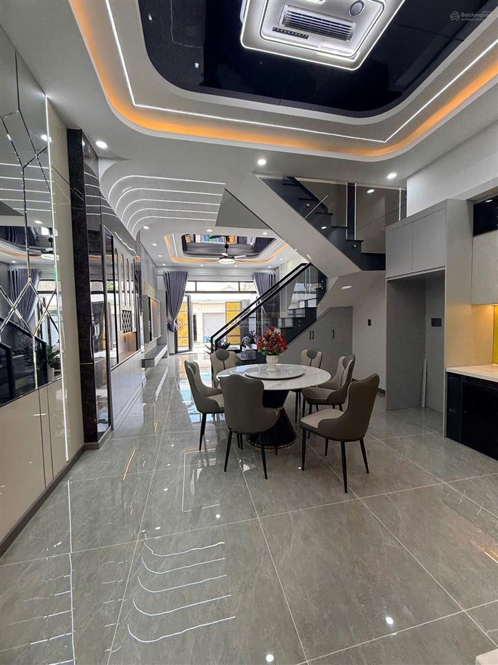 Nhà phố 110,3m2 ngang 4,94m mới xây gần chợ dĩ an 1, phường đông hòa, tp dĩ an