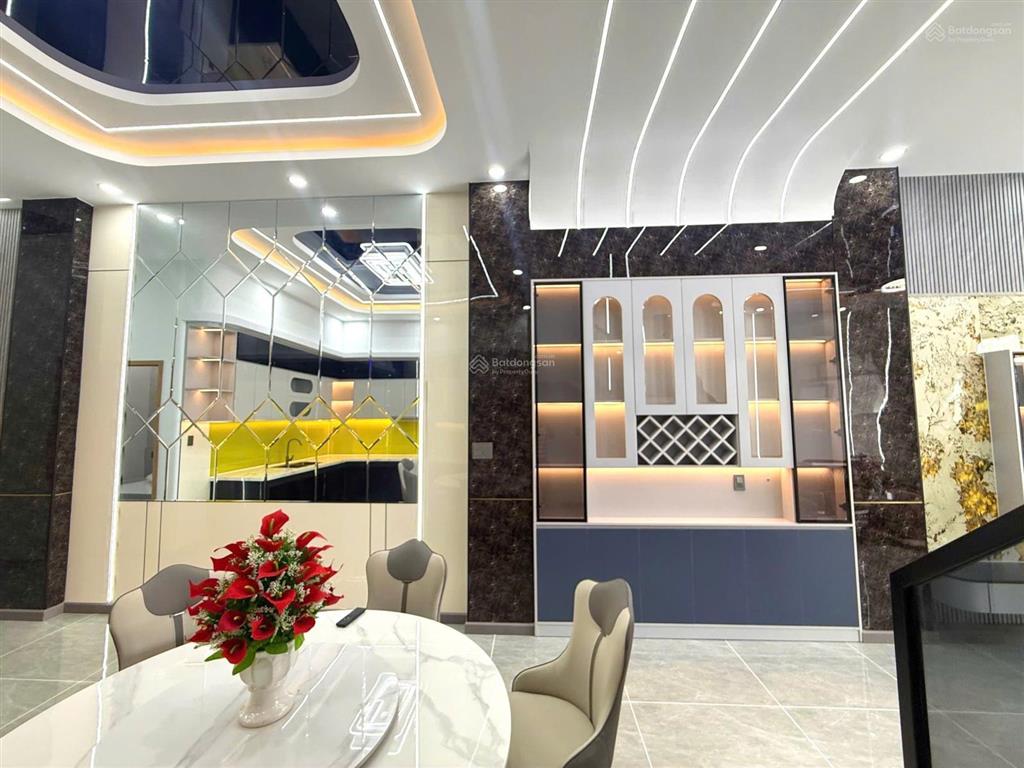 Nhà phố 110,3m2 ngang 4,94m mới xây gần chợ dĩ an 1, phường đông hòa, tp dĩ an