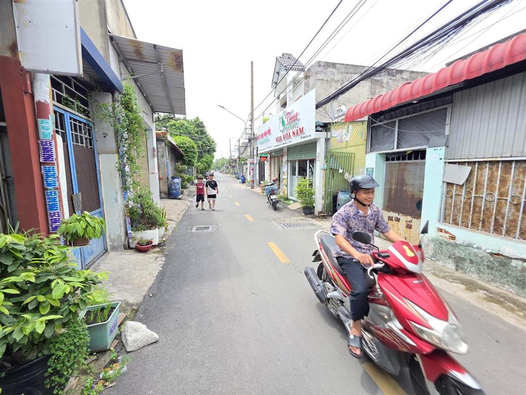 Nhà trọ 168m2 ngang 7m2 mặt tiền kinh doanh gần vincom dĩ an, phường dĩ an. (p. dĩ an tphcm)