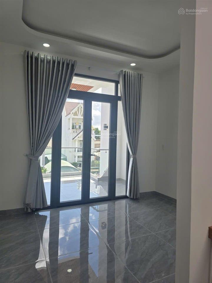 Nhà phố đẹp mặt tiền cây da xề kdc gần bigc go, phường đông hòa, tp dĩ an (p. dĩ an tphcm)