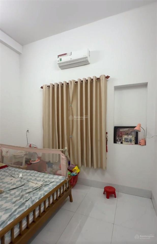 Nhà phố 174m2 mặt tiền đường nguyễn đức thiệu, phường dĩ an, tp dĩ an (p. dĩ an tphcm)