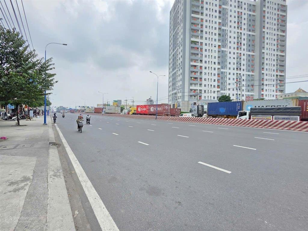Nhà mặt tiền kinh doanh sầm uất đường đt 743 ngay vòng xoay an phú, phường an phú, thuận an