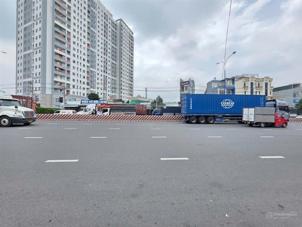Nhà mặt tiền kinh doanh sầm uất đường đt 743 ngay vòng xoay an phú, phường an phú, thuận an