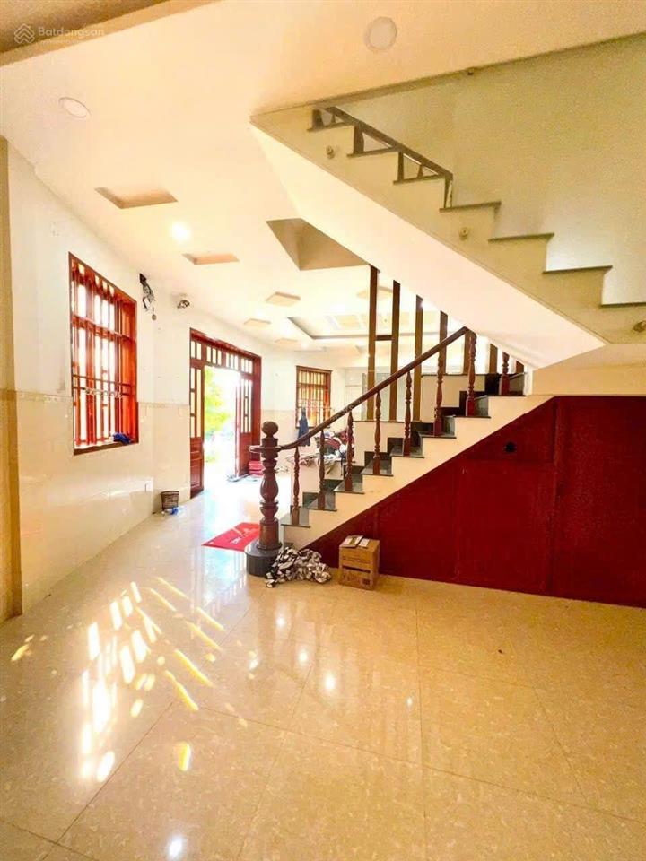 Nhà phố hoàn công kdc hoàng hùng gần bigc go dĩ an, đông hòa, tp dĩ an. (phường đông hoà, tphcm)