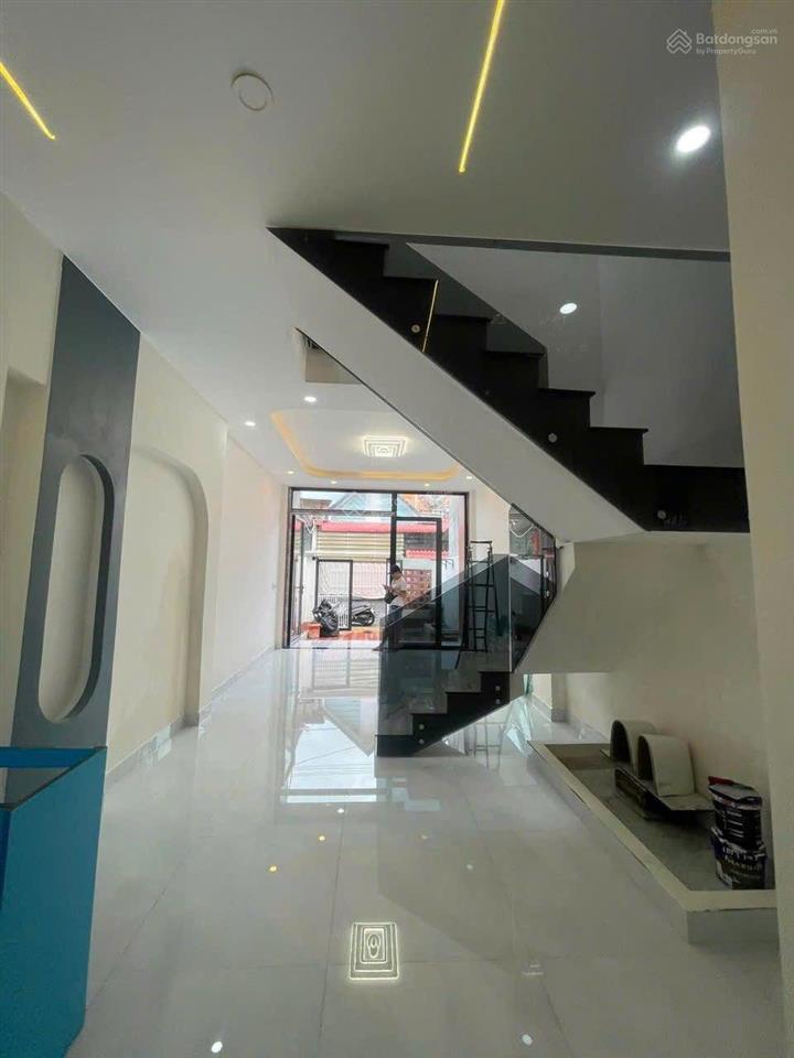 Cần bán giảm 800tr còn tl
nhà phố gần chợ dĩ an 1, phường đông hòa, tp dĩ an