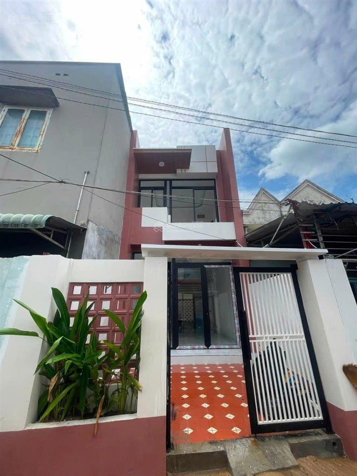 Cần bán giảm 800tr còn tl
nhà phố gần chợ dĩ an 1, phường đông hòa, tp dĩ an