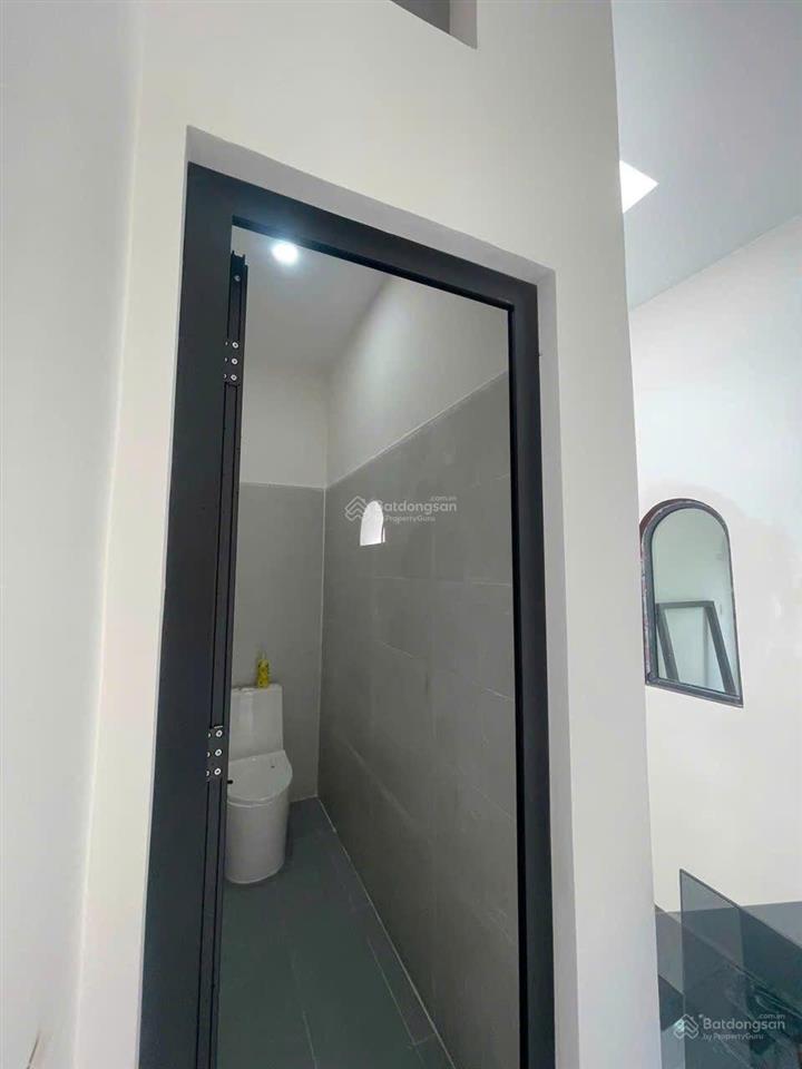 Cần bán giảm 800tr còn tl
nhà phố gần chợ dĩ an 1, phường đông hòa, tp dĩ an