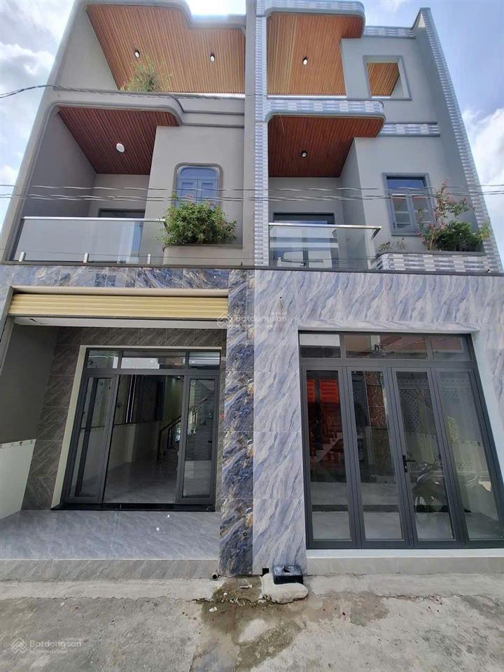 Nhà phố mới kdc gần vòng xoay cầu hang p. biên hòa đồng nai