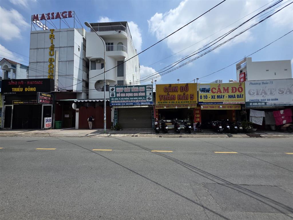 Nhà phố 879m ngang 15m thu 100 triệu/tháng, mặt tiền đường an bình, phường an bình, tp dĩ an