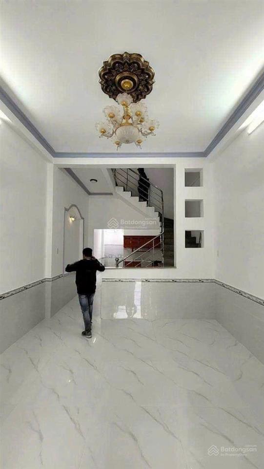 Nhà phố đối diện trường lê quý đôn, phường dĩ an