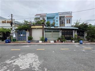 Nhà phố đối diện trường lê quý đôn, phường dĩ an
