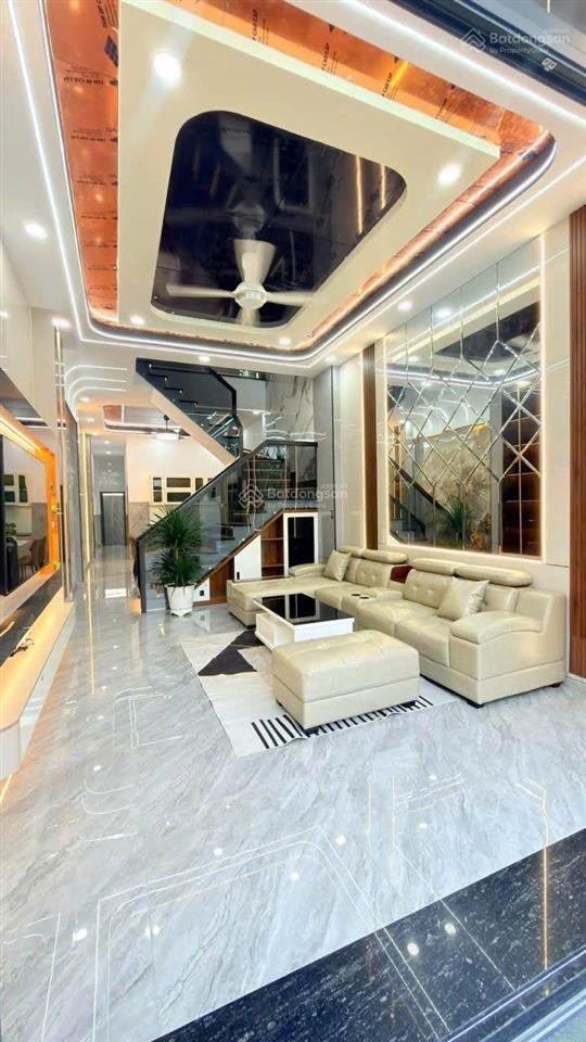 Nhà phố mới tặng nội thất kdc gần ngã tư bình trị, p. tân bình, dĩ an