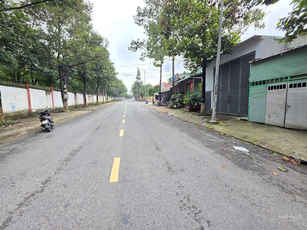 Bán đất tặng nhà kho mặt tiền kinh doanh kdc hố lang, p. tân bình, tp dĩ an.(p tân đông hiệp tphcm)