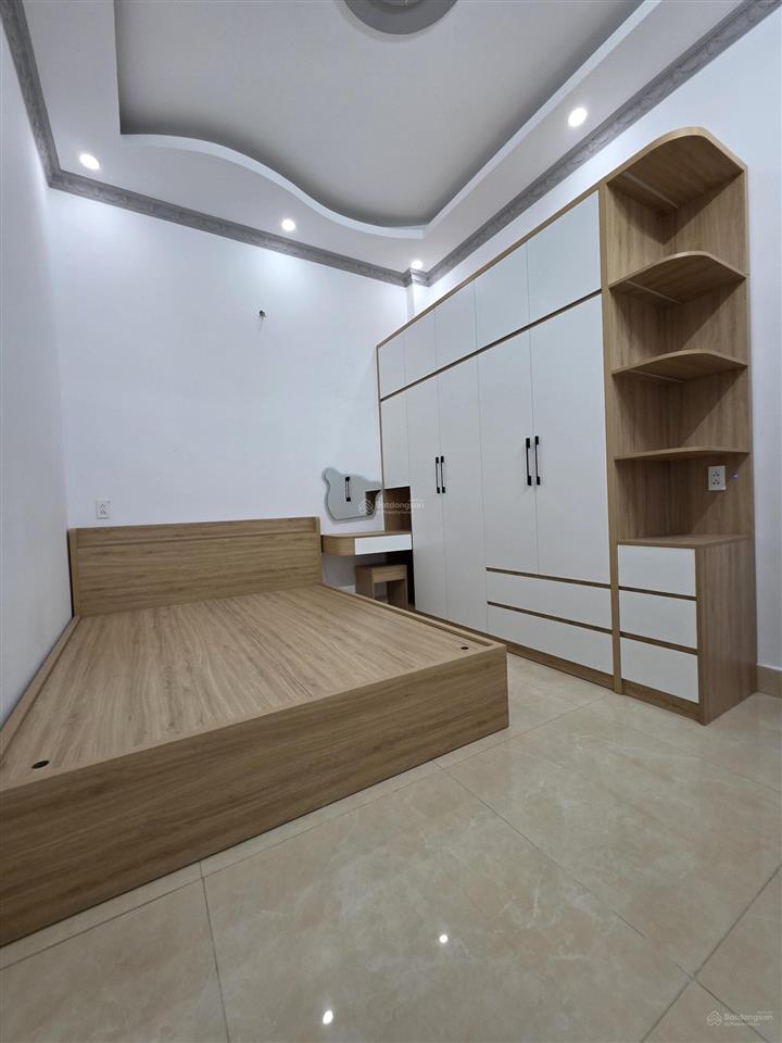 Nhà phố 110m mặt tiền chung cư bcons giáp làng đại học quốc gia, phường đông hòa, tp dĩ an