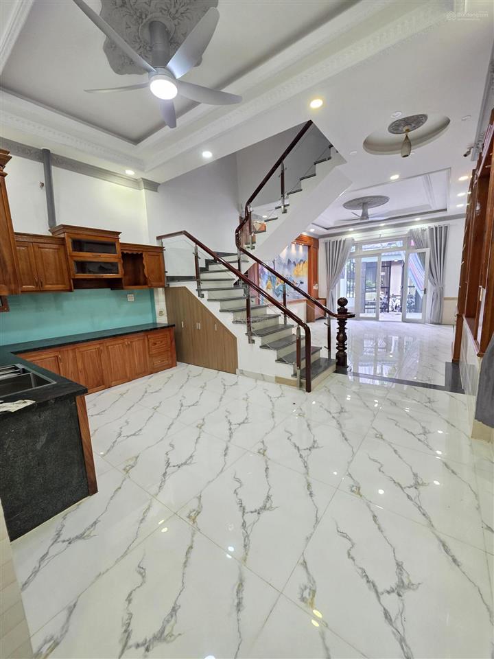 Nhà phố 110m mặt tiền chung cư bcons giáp làng đại học quốc gia, phường đông hòa, tp dĩ an