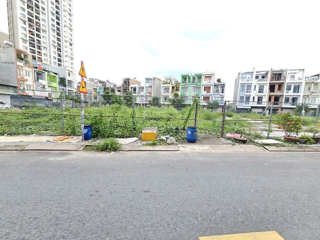 Đất đẹp 68m trục chính mặt tiền kinh doanh kdc hương sen gần chợ việt lập, phường an bình, tp dĩ an