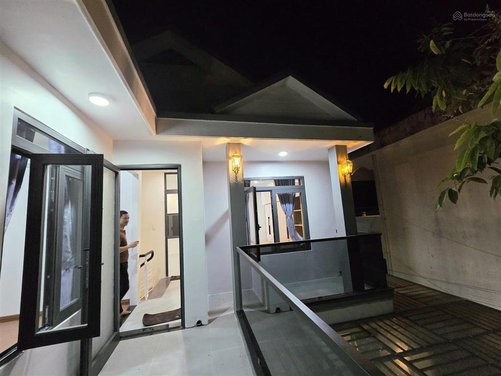 Nhà 2 mặt tiền kinh doanh hoà xuân ngang 9m hiếm