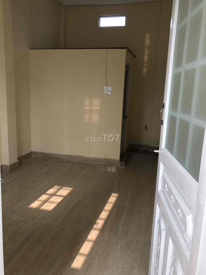 CHO THUÊ PHÒNG TRỌ CHÍNH CHỦ TẠI QUẬN TÂN PHÚ CÓ THANG MÁY, WC RIÊNG,