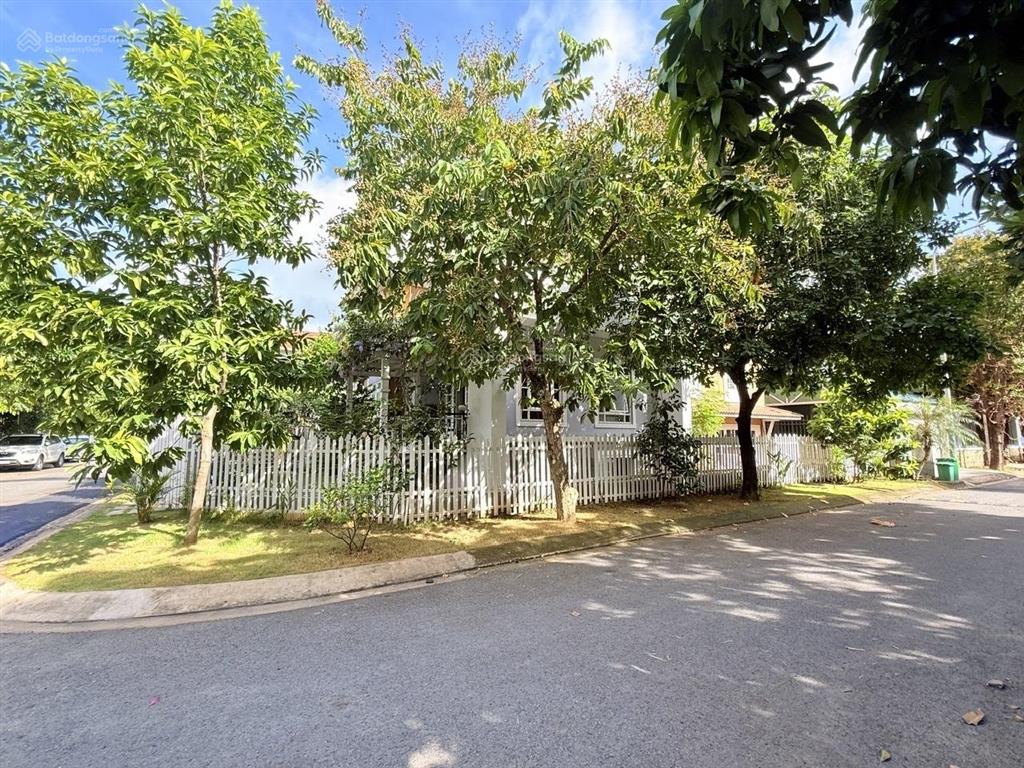 Villa căn góc hai mặt tiền khu compound nguyễn văn hưởng, p thảo điền, q2. 15mx21m 6pn 5wc