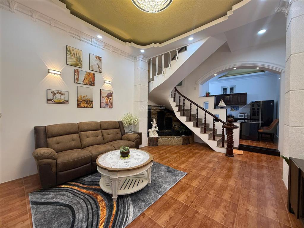 Bán nhà quốc hương có penthouse ngắm pháo hoa landmark 81 tại quốc hương quận 2