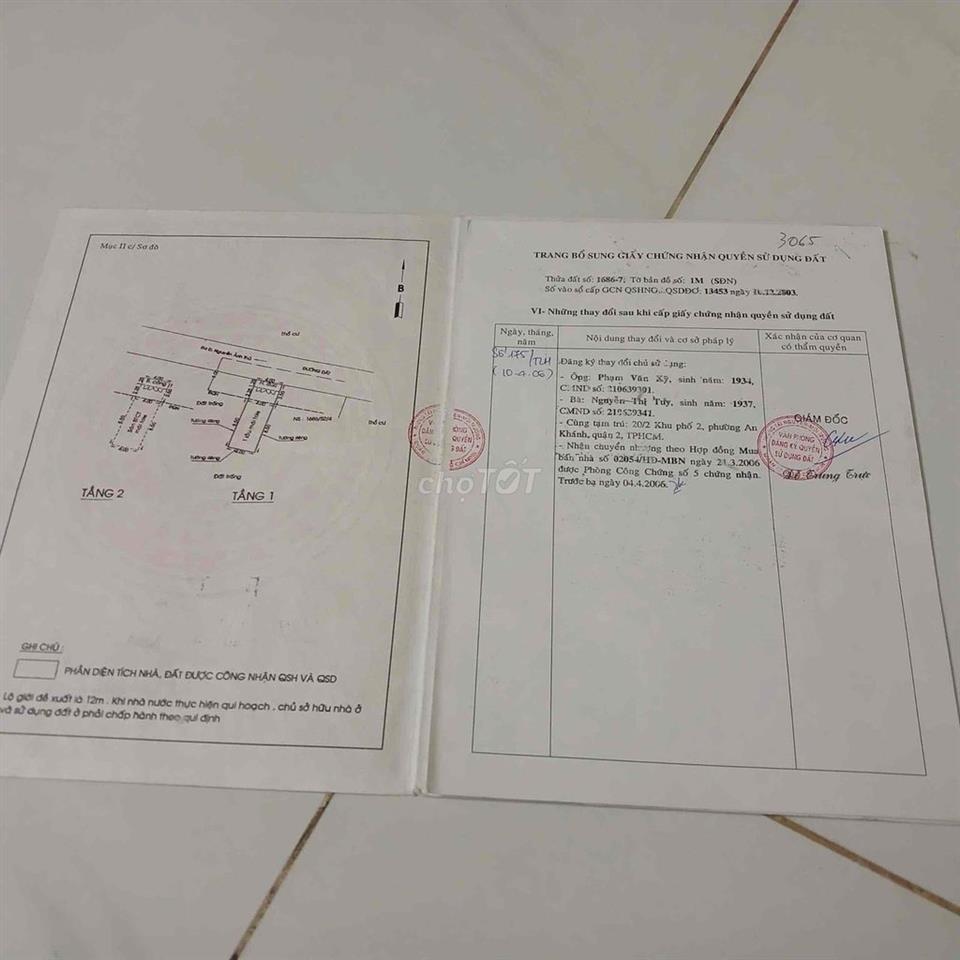 Muốn bán nhà ở hẻm một “/“ quận 12