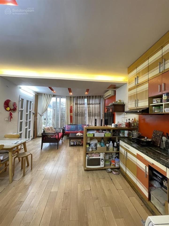 Tập thể nguyễn khuyến  sát phố ba bước lên lăng bác  sát văn miếu  vị trí vàng