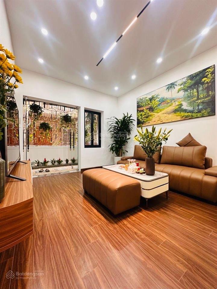 Bán gấp cc 2pn, 1wc, 45m2 tại vọng hà, hoàn kiếm. 2,68 tỷ