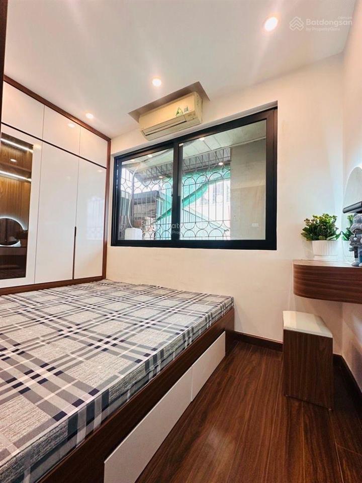 Bán gấp cc 2pn, 1wc, 45m2 tại vọng hà, hoàn kiếm. 2,68 tỷ