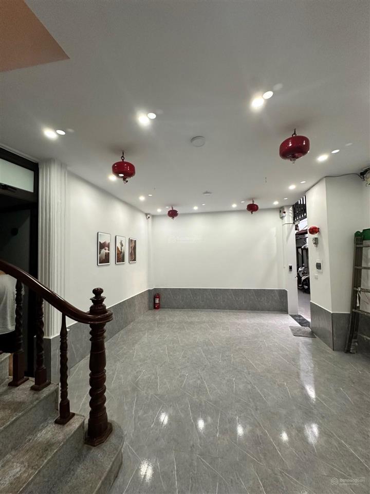 Tòa ccmn  5 tầng  12 phòng khép kín  căn hộ dòng tiền 45tr/tháng  10m ra đường ô tô