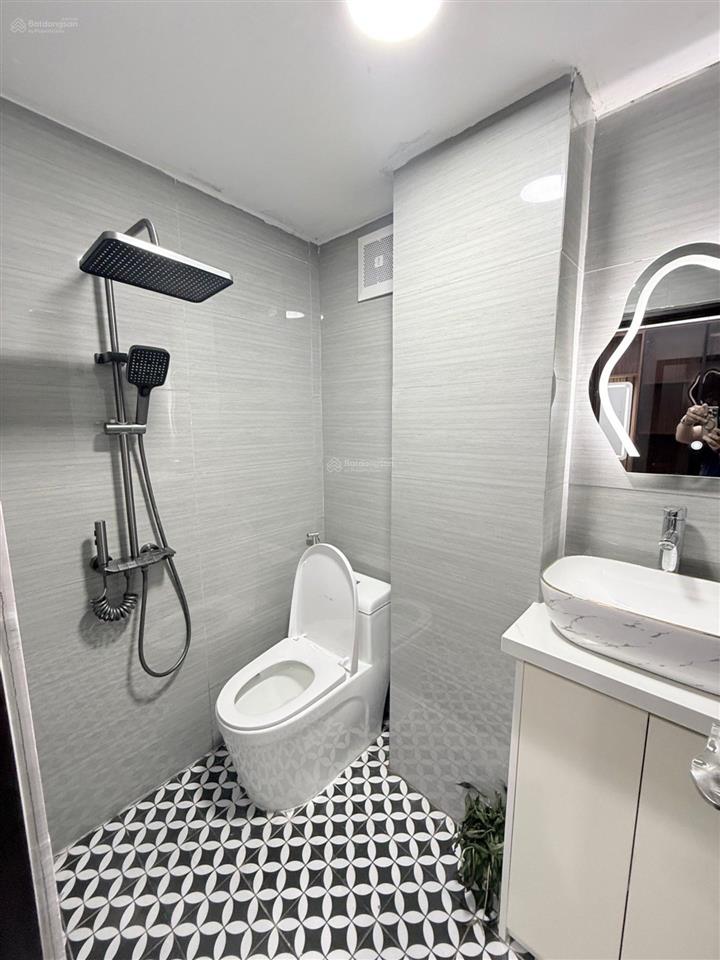Bán nhà bạch mai 5 tầng full nội thất ô tô đỗ cửa