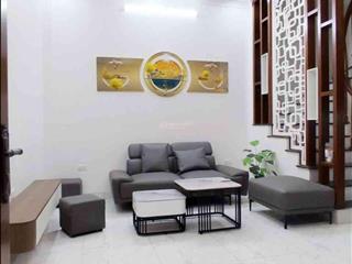 Nguyễn đức cảnh 30m2 5 tầng 7,2 tỷ ở ngay tặng nội thất 2 mặt thoáng gần hồ đền lừ