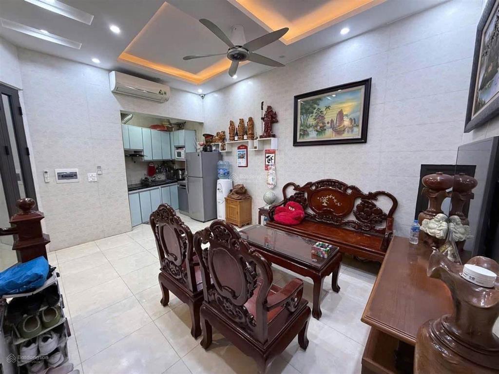 Nhà đại la 35m 7,75 tỷ | lô góc kinh doanh đỉnh nhà dân xây chắc chắn lô góc 2 m