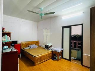 Tập thể 2 tầng đại la | 75m sát mặt phố ngõ thông khu nhà e1 tập thể 128c phố đạ