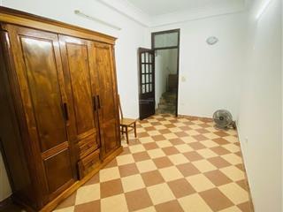 Nhỏ xinh vừa tầm tiền phương mai, đống đa 30m 6 tầng 7 tỷ 30m ra phố ngõ thôn