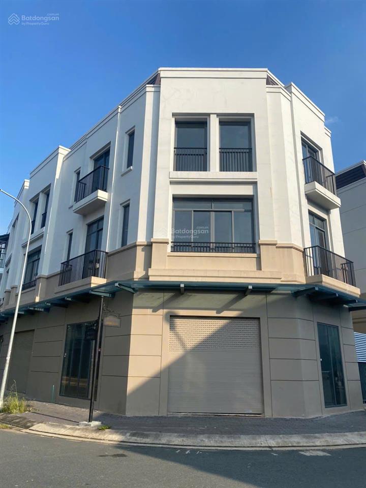 Mới nhất khu. căn góc 2 mặt tiền, trục chính thông ra quảng trường kđt tây sông hậu