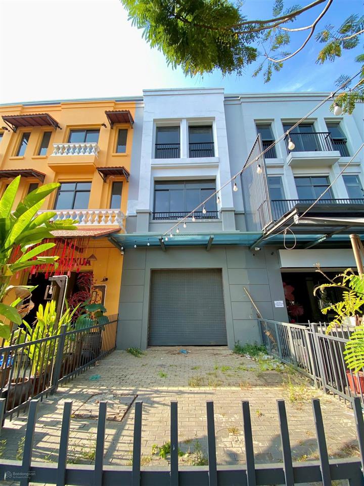 Hàng hiếm! shophouse trục chính triệu quang phục (kđt tây sông hậu). chỉ duy nhất 01 căn.