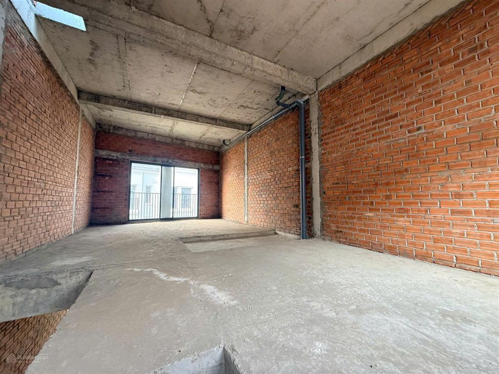 Hàng hiếm! shophouse trục chính triệu quang phục (kđt tây sông hậu). chỉ duy nhất 01 căn.