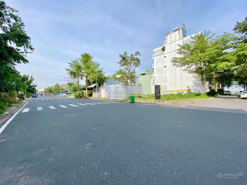 Duy nhất khu! nền góc dt lớn giá tốt, trục chính đường số 5  kđt tây sông hậu (mekong district)