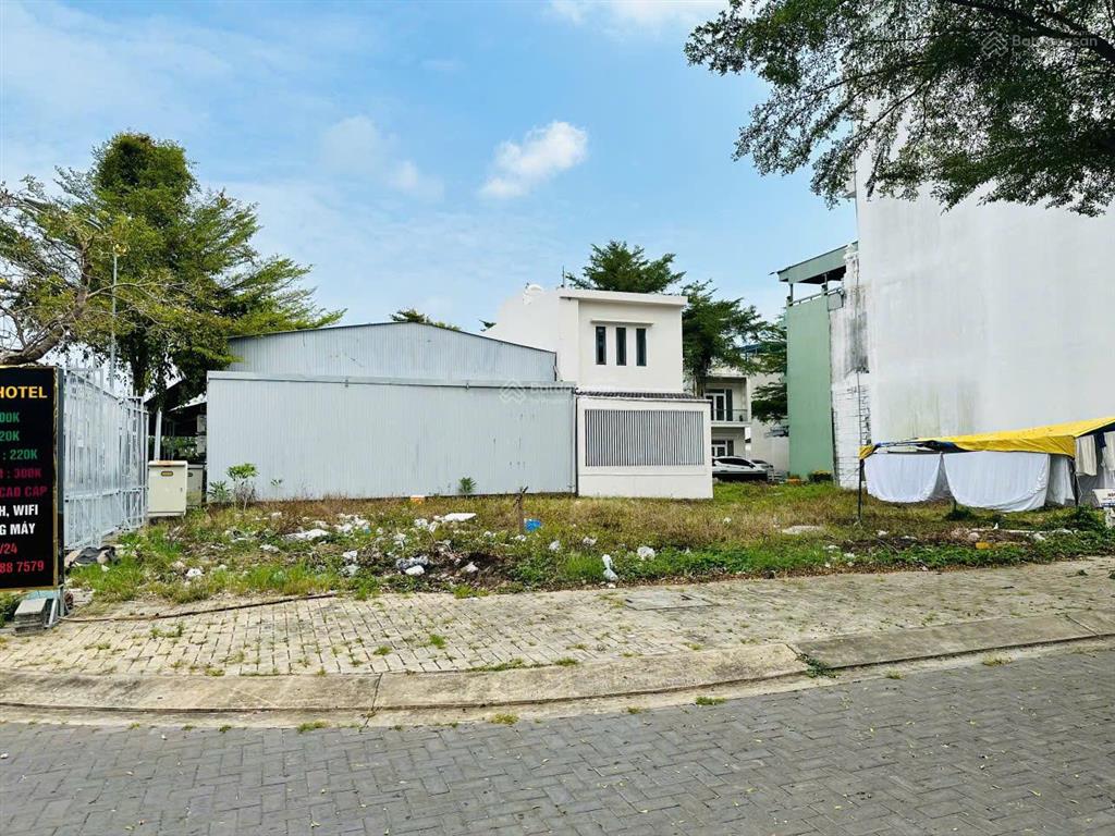 Duy nhất khu! nền góc dt lớn giá tốt, trục chính đường số 5  kđt tây sông hậu (mekong district)
