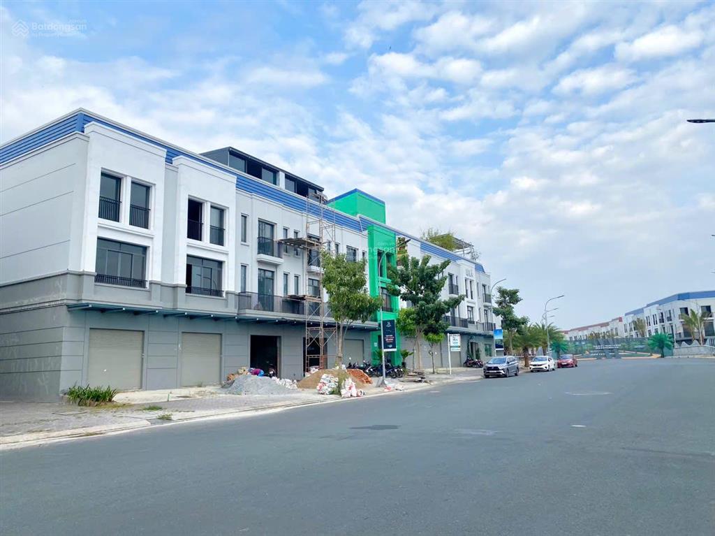 Mới nhất! căn góc 2 mặt tiền. ngay trục kinh doanh kđt tây sông hậu