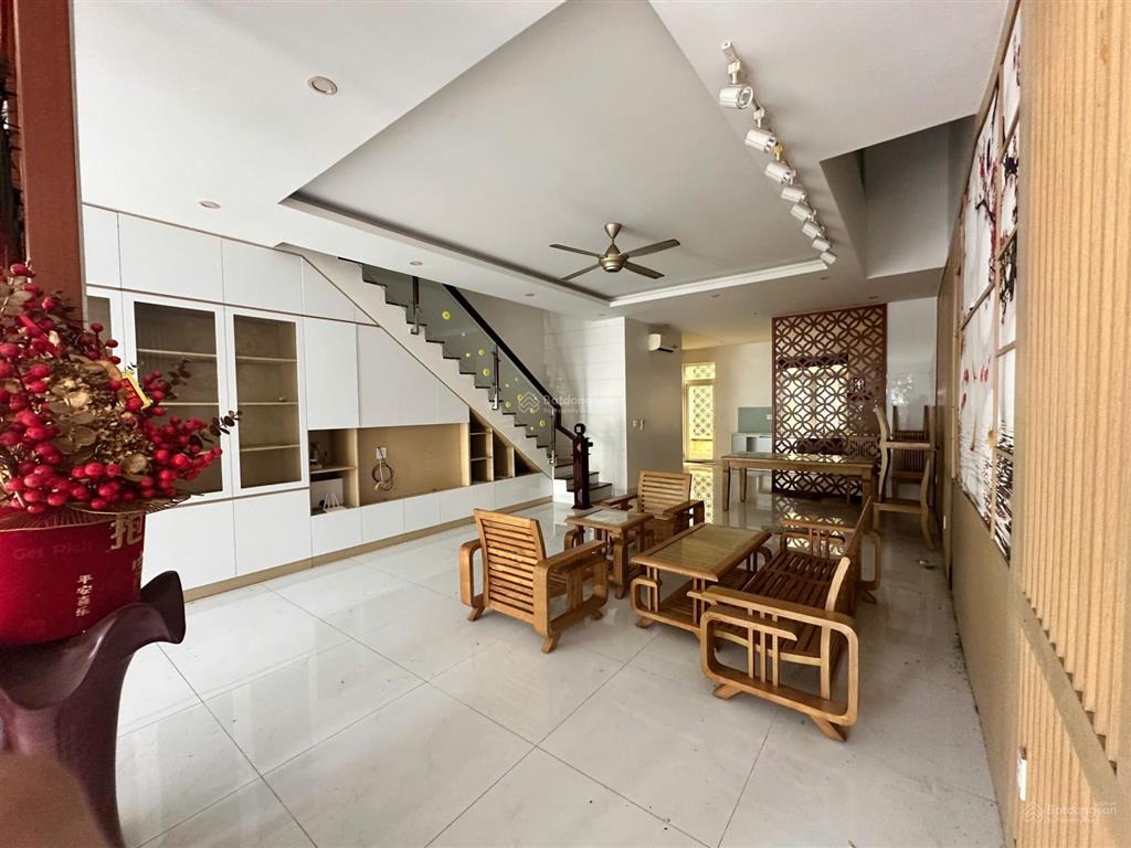 Nổi bật! 01 căn shophouse liền kề nhà hát ag. view sông thoáng mát  kđt tây sông hậu