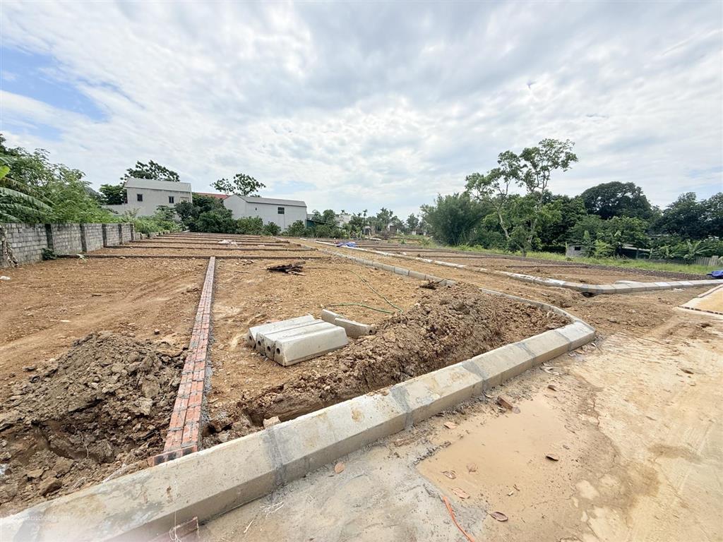 Tài chính chỉ dưới 2tỷ cách lô đất của em 1km xuân mai đang là tâm điểm lý tưởng . được nằm top