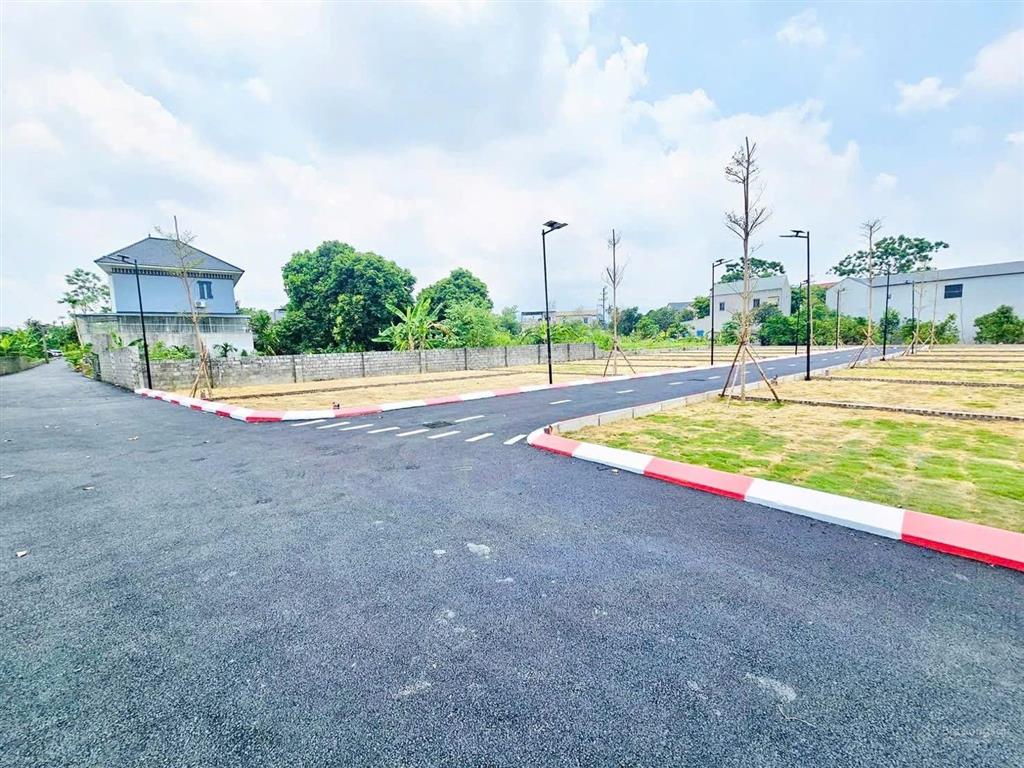 Đón sóng đường ql21 đang mở rộng 6 làn xe ql6 mở rộng 8 làn xe