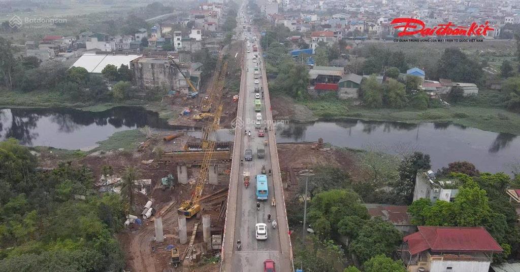 Giai đoạn khó khăn, các bác có tiền mua ở hay đầu tư thời điểm này là hợp lý. em cắt lỗ