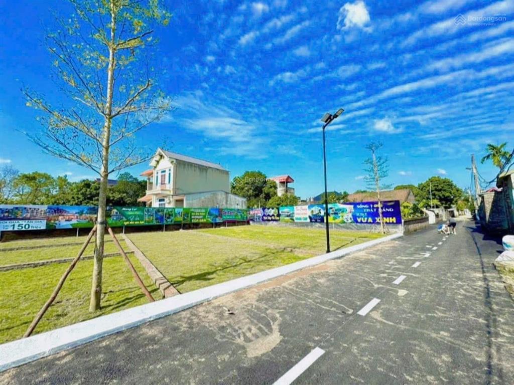 Các anh chị nhân viên văn phòng , muốn mua đất gần khu công nghiệp, gần trường học thì k nên bỏ qua