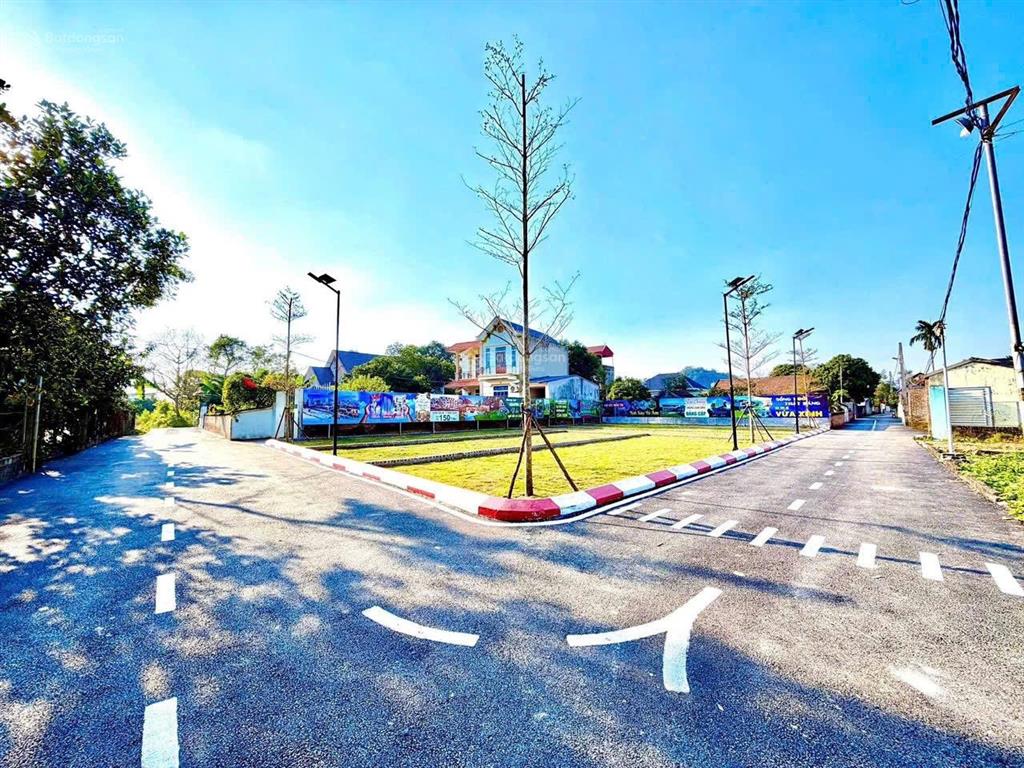 Các anh chị nhân viên văn phòng , muốn mua đất gần khu công nghiệp, gần trường học thì k nên bỏ qua