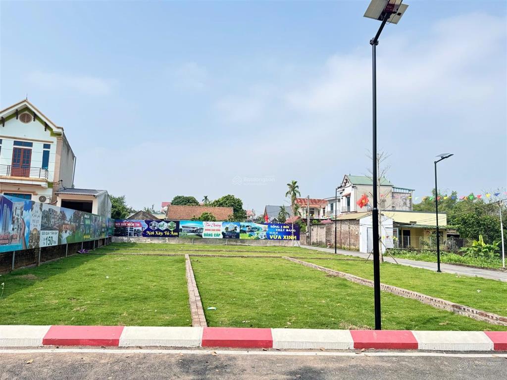 Các anh chị nhân viên văn phòng , muốn mua đất gần khu công nghiệp, gần trường học thì k nên bỏ qua